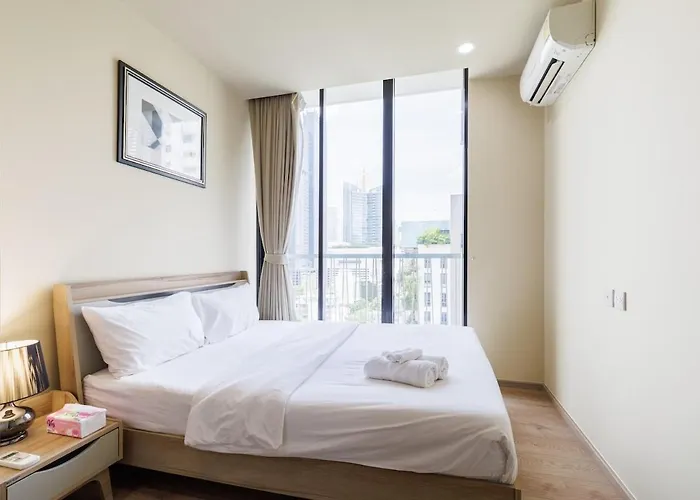 Modern Luxury Center Of Bkk 5 Mins Bts Asok Apartment