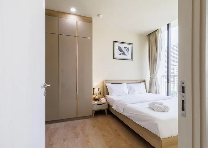 Modern Luxury Center Of Bkk 5 Mins Bts Asok Apartment