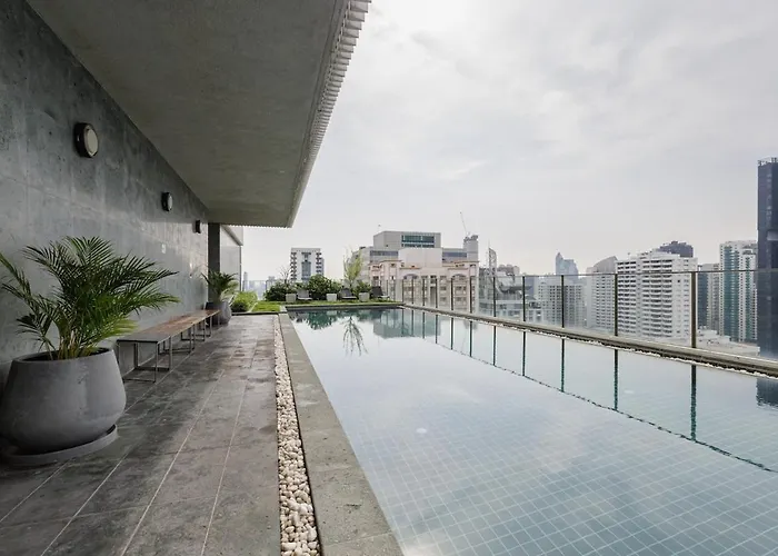 Modern Luxury Center Of Bkk 5 Mins Bts Asok Apartment *